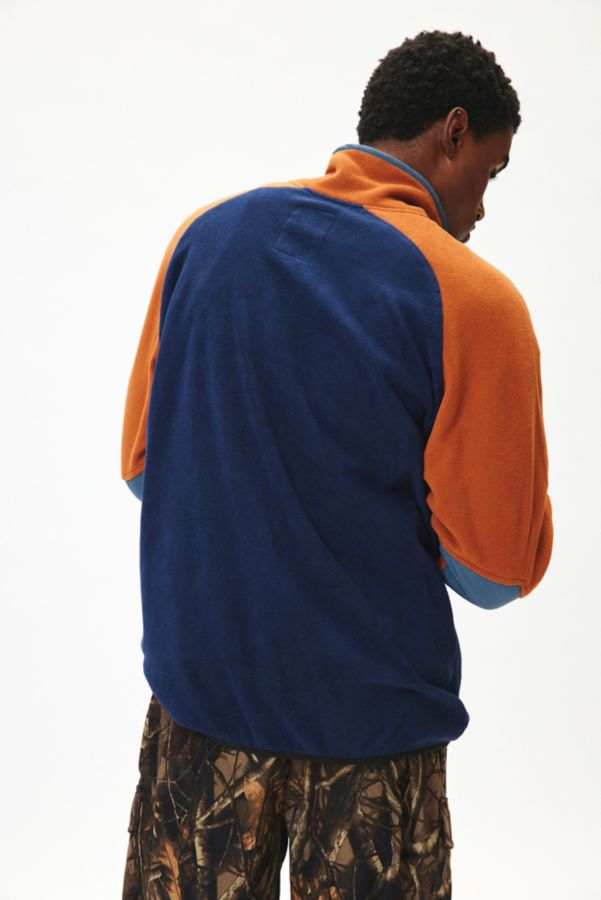 Slide View: 4: KAVU Tennaway Mock Neck Fleece Pullover Sweatshirt