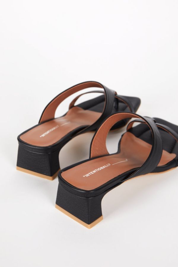 Slide View: 4: Intentionally Blank Flume Heeled Sandal