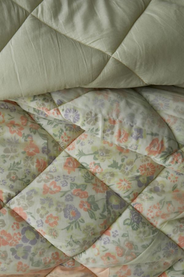 Slide View: 3: Ingrid Chiffon Floral Quilt