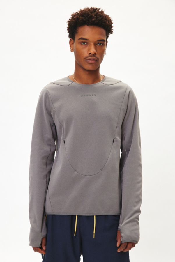 Slide View: 1: Oakley Latitude Flex Tech Crew Neck Sweatshirt