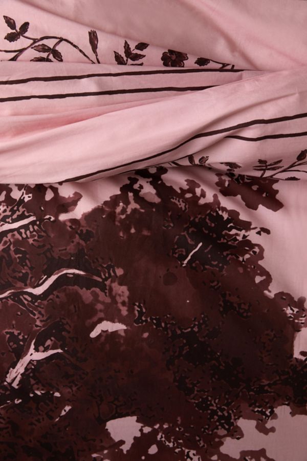 Slide View: 3: Goose Toile Breezy Cotton Percale Duvet Cover