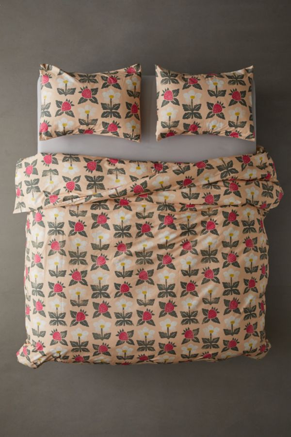 Slide View: 2: Strawberry Stamp Breezy Cotton Percale Duvet Cover