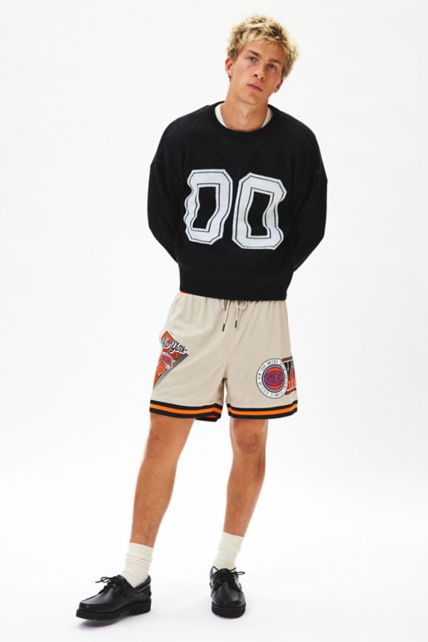 Slide View: 3: NBA UO Exclusive New York Knicks Extreme Mesh Short