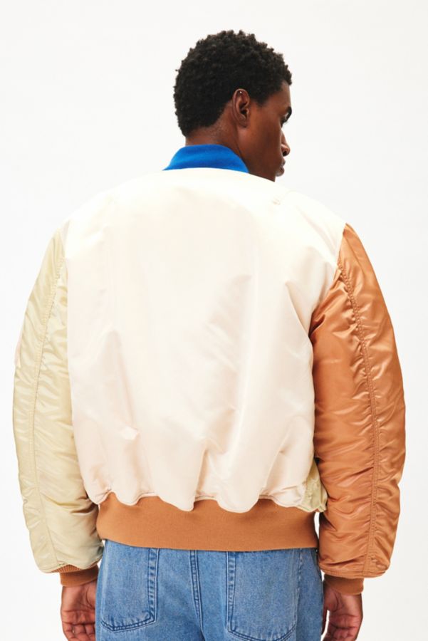 Slide View: 4: Alpha Industries UO Exclusive 30th Anniversary MA-1 Reversible Bomber Jacket