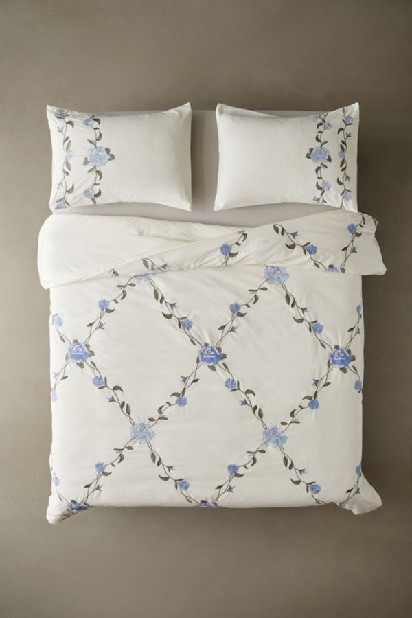 Slide View: 2: Secret Garden Duvet Cover