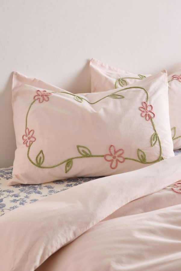 Slide View: 1: Falling Vines Floral Sham Set