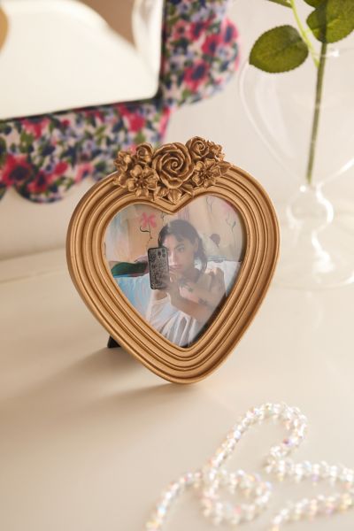 Rosette Heart Picture Frame