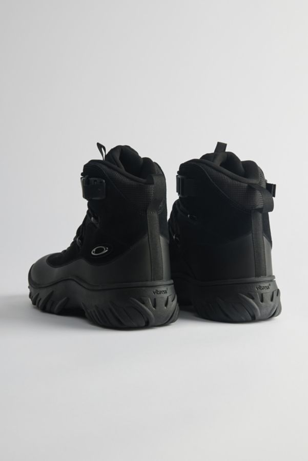 Slide View: 3: Oakley Meridian Boot