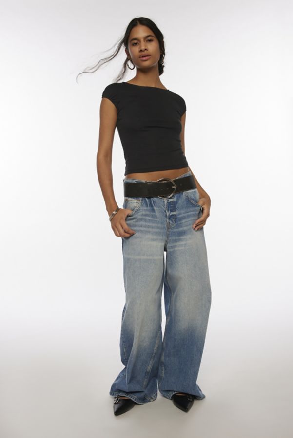 Slide View: 1: BDG Anika Ultra-Wide Leg Column Jean