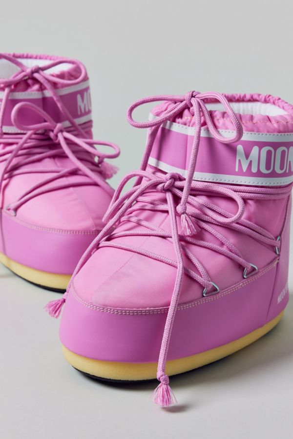 Slide View: 1: Moon Boot Icon Low Nylon Boot