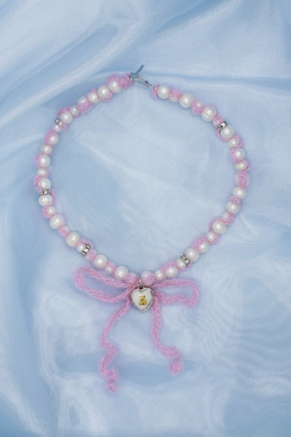 Slide View: 2: Velvet Luna Crochet Blue Cashmere Pearls Necklace