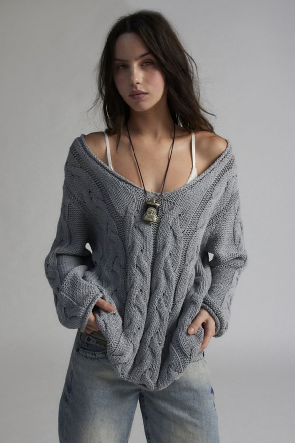 Slide View: 1: BDG Skylar Oversized Cable Knit Sweater