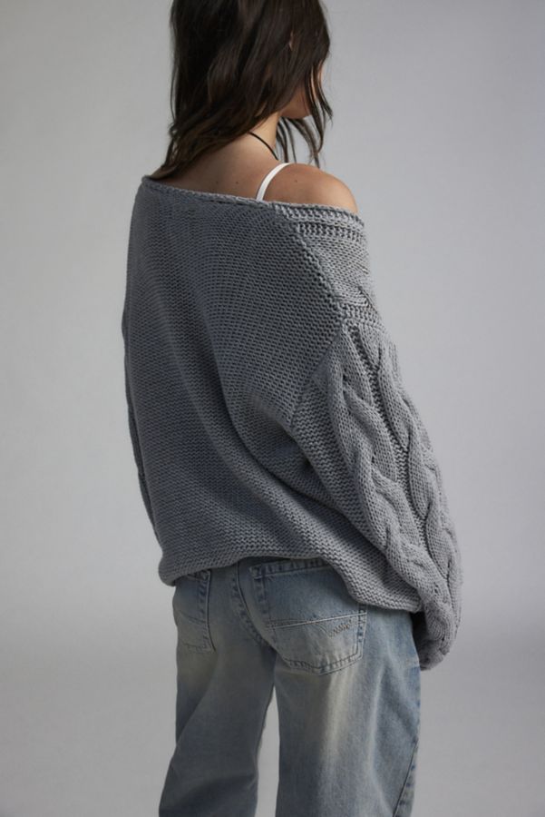 Slide View: 3: BDG Skylar Oversized Cable Knit Sweater