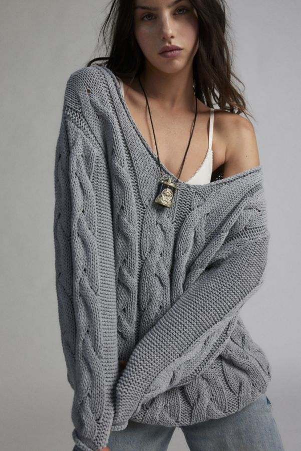 Slide View: 4: BDG Skylar Oversized Cable Knit Sweater