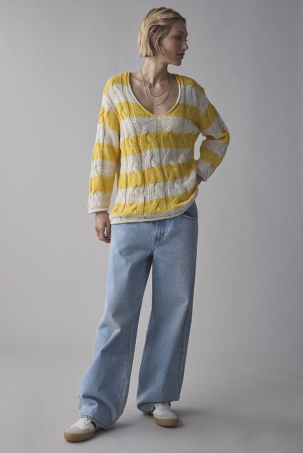 Slide View: 4: BDG Skylar Oversized Cable Knit Sweater