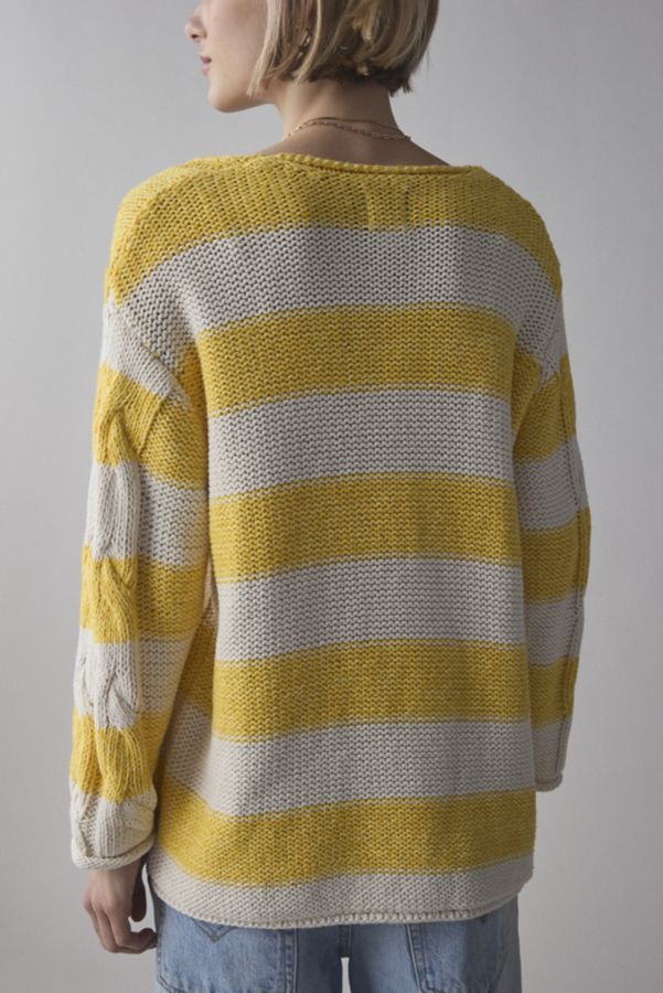 Slide View: 5: BDG Skylar Oversized Cable Knit Sweater