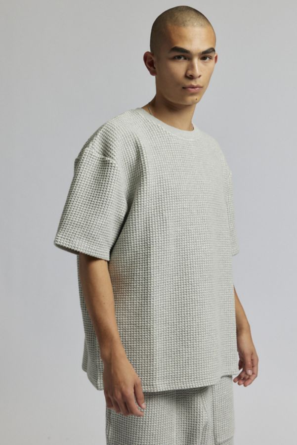 Slide View: 1: KROST Oversized Waffle Tee