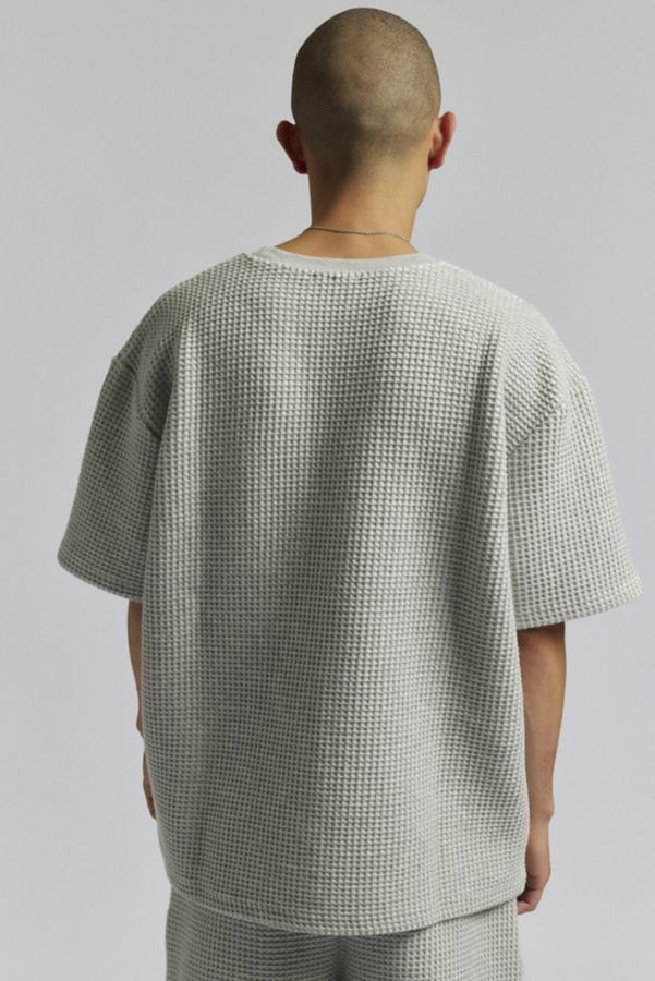 Slide View: 3: KROST Oversized Waffle Tee