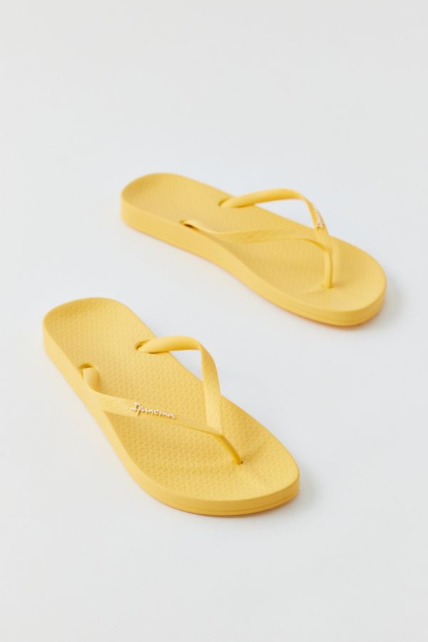 Slide View: 2: Ipanema Ana Thong Sandal