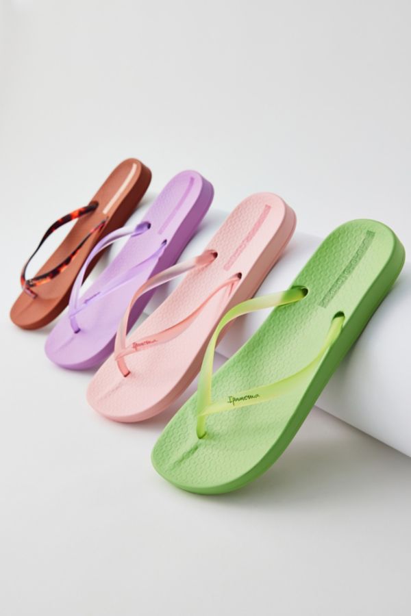 Slide View: 4: Ipanema Ana Connect Thong Sandal