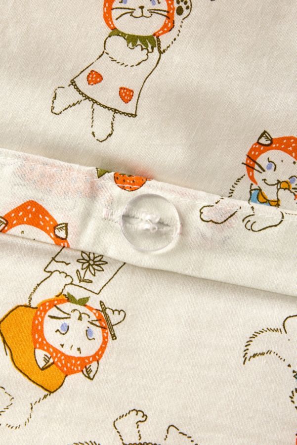 Slide View: 5: Strawberry Cat Core Duvet Set