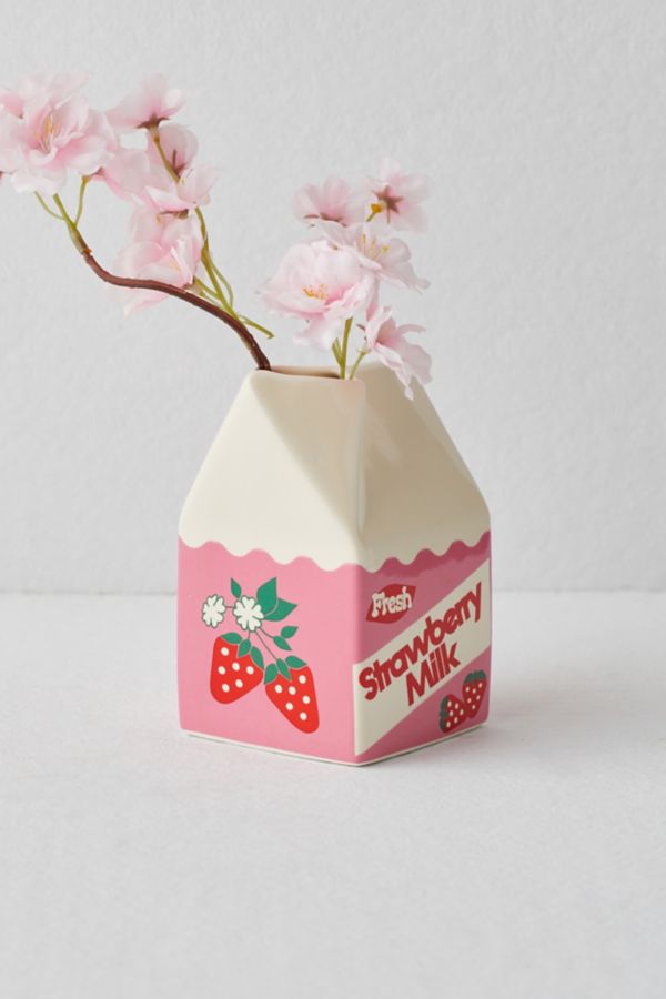 Slide View: 3: ban.do Strawberry Milk Vase