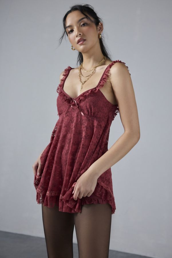 Slide View: 1: Barboteuse Babydoll en Dentelle Primrose UO