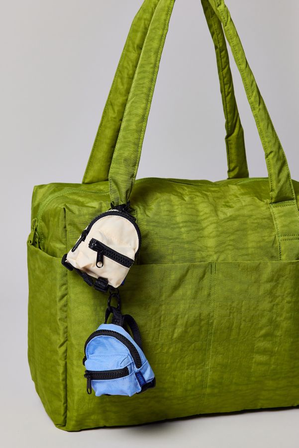 Slide View: 3: BAGGU Small Cloud Carry-On Bag