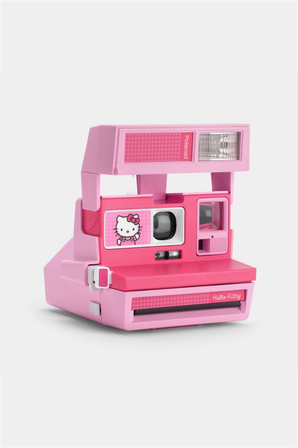 Slide View: 1: Polaroid 600 Hello Kitty Perfectly Pink Instant Film Camera