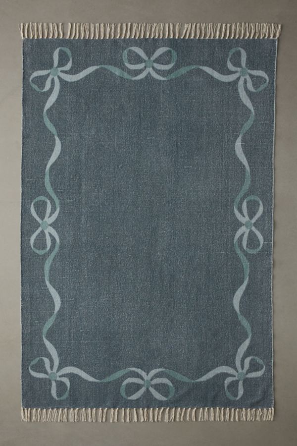 Slide View: 1: Lacey Bows Brushed Rug