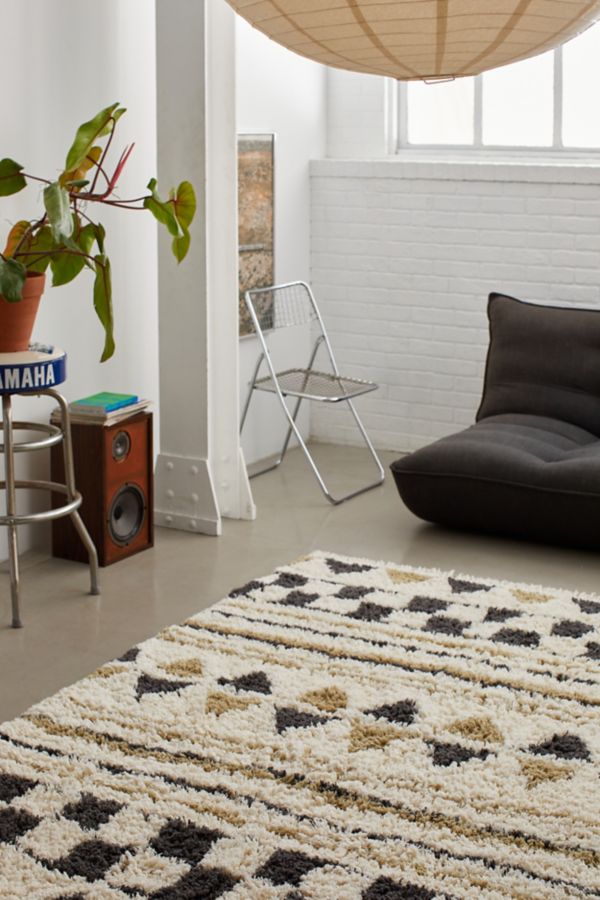 Slide View: 2: Georgia Fauxkati Shag Rug