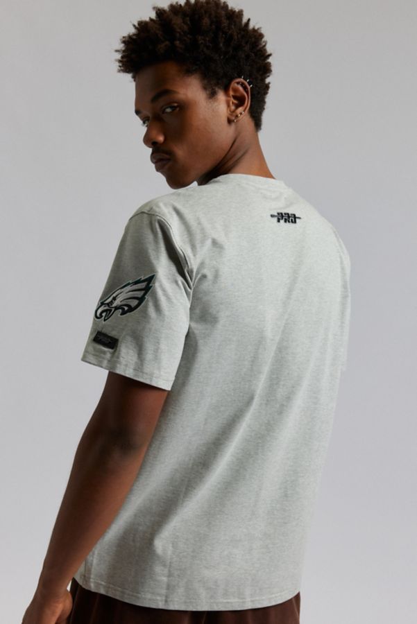 Slide View: 2: Pro Standard NFL Philadelphia Eagles Team Logo Tee