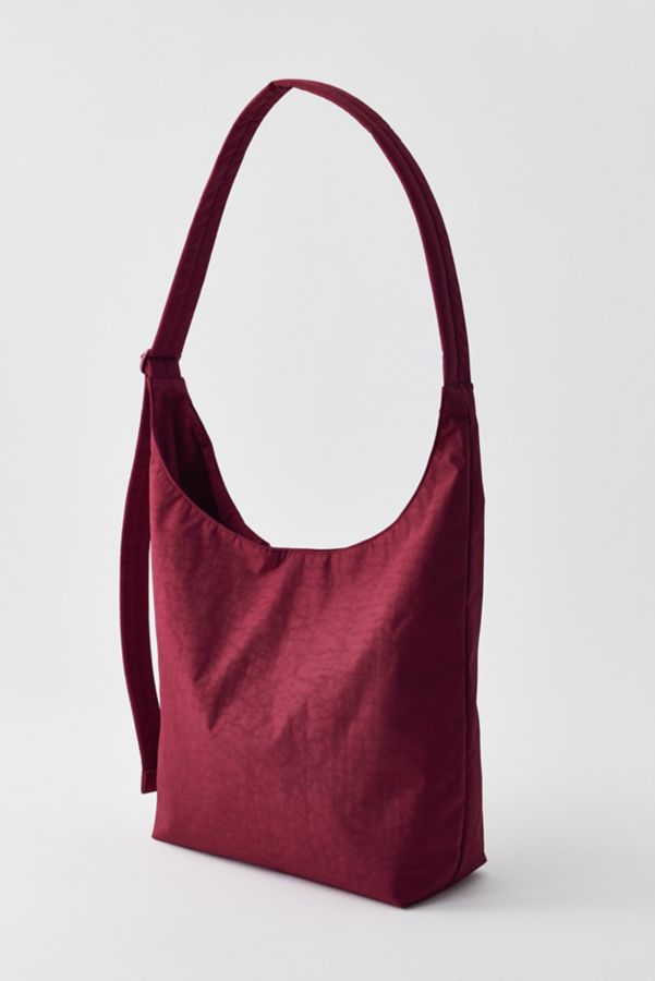 Slide View: 3: BAGGU Large Nylon Sling Bag