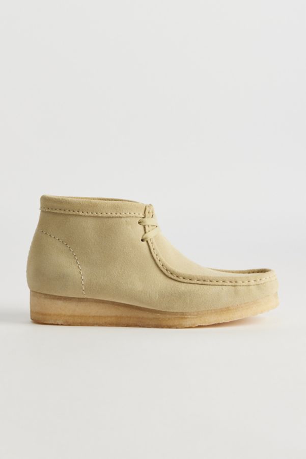 Slide View: 1: Clarks Men's Wallabee Core Boot