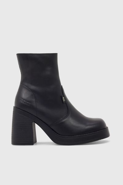 ROC Invito Leather Platform Ankle Boot