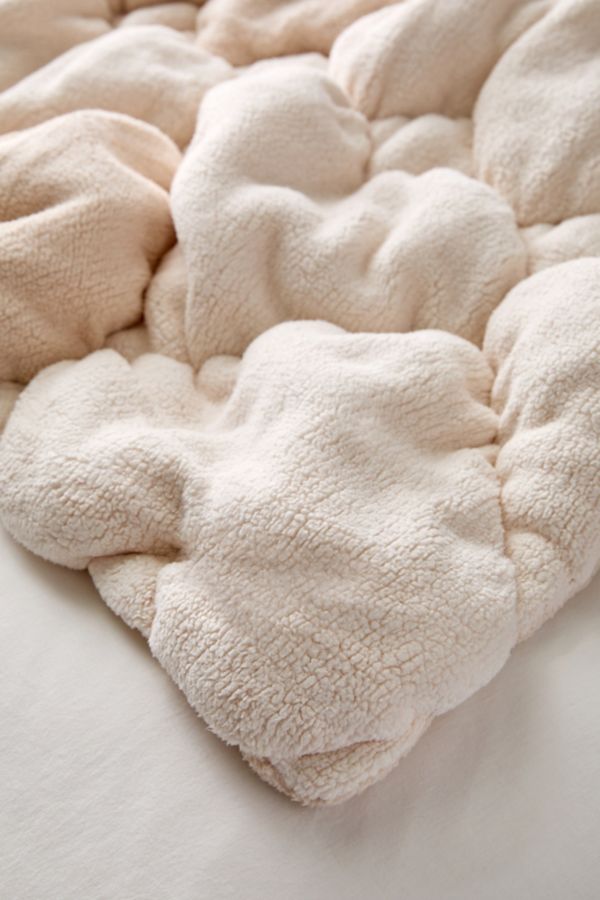 Slide View: 3: Heart Cloud Fleece Throw Blanket