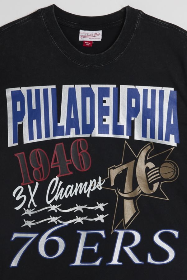 Slide View: 3: Mitchell & Ness NBA Philadelphia 76ers 1946 Graphic Tee