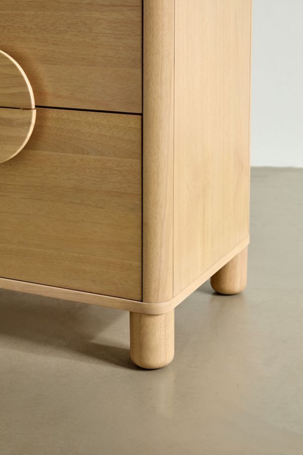 Slide View: 5: Chuck 4-Drawer Dresser