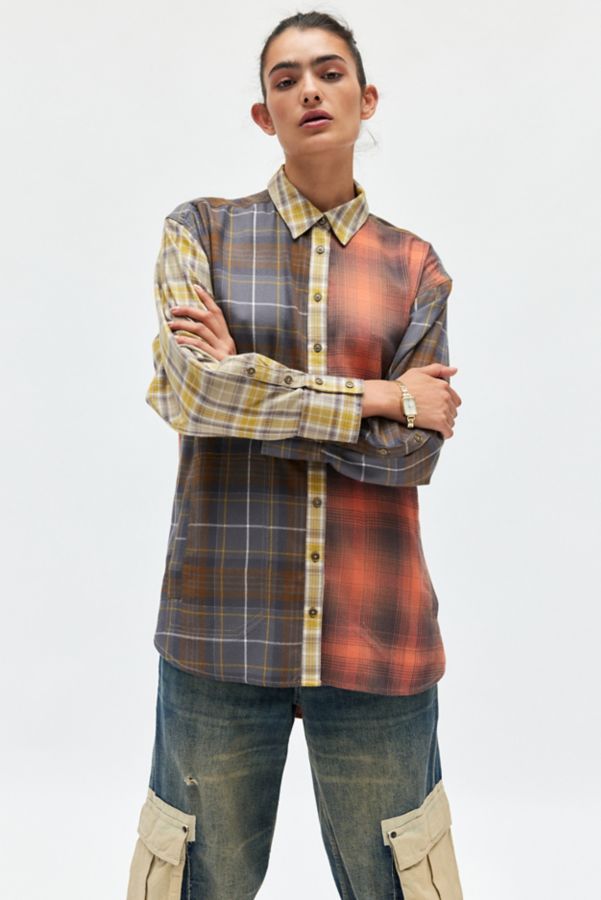 Slide View: 5: BDG Rick Spliced Boyfriend Flannel Shirt