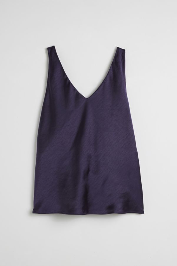 Slide View: 2: WILDFANG UO Exclusif Empower Camisole en Satin