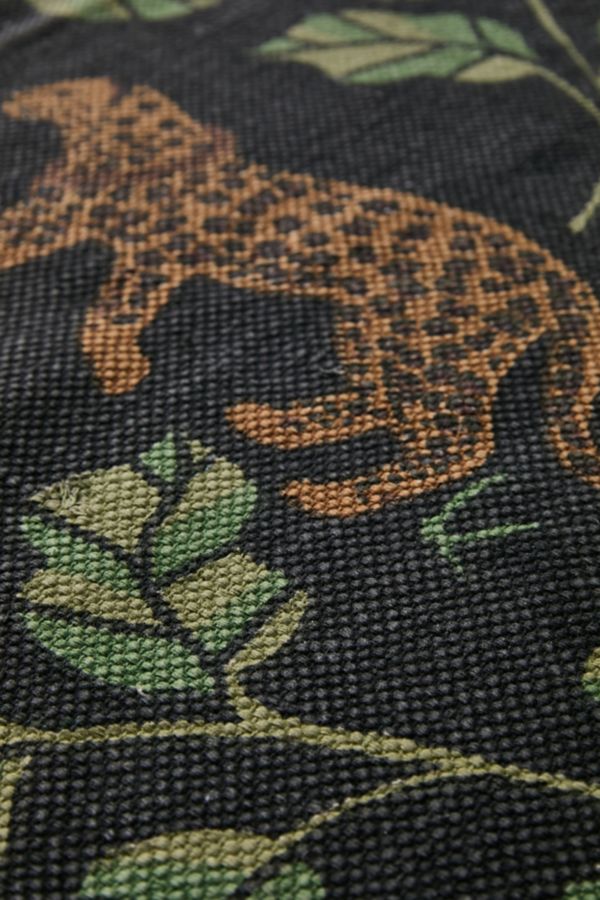 Slide View: 3: Prowling Leopard Printed Rug