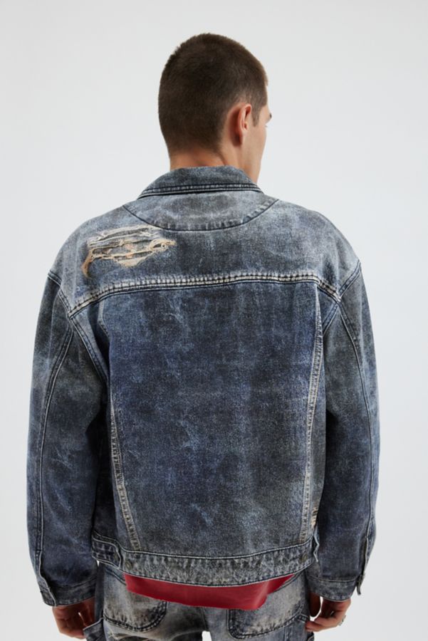 Slide View: 2: GUESS ORIGINALS Printed Mending Denim Jacket