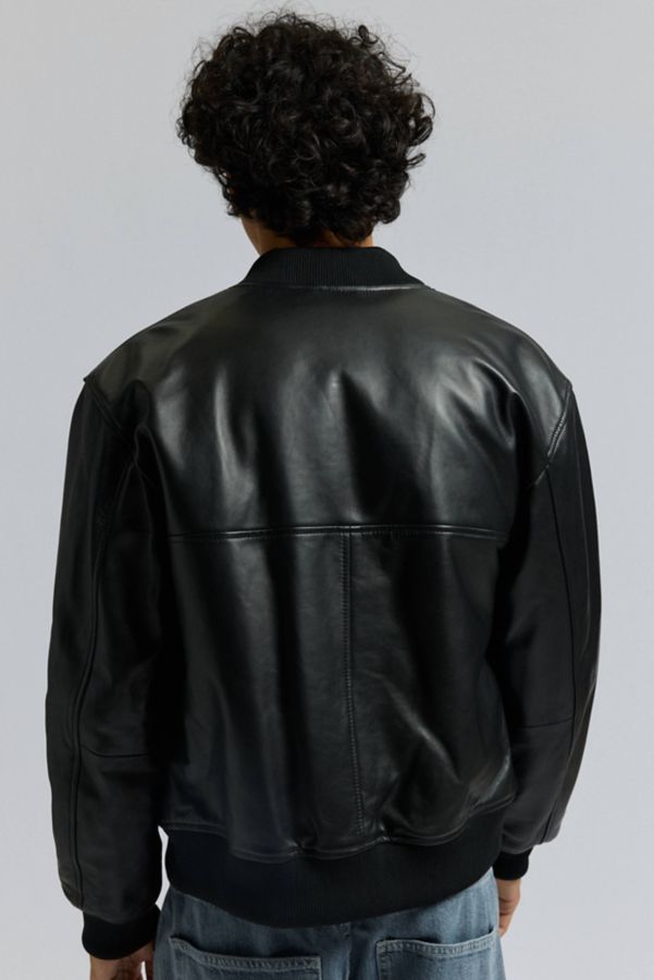 Slide View: 2: Blouson Aviateur en Cuir ICEBERG