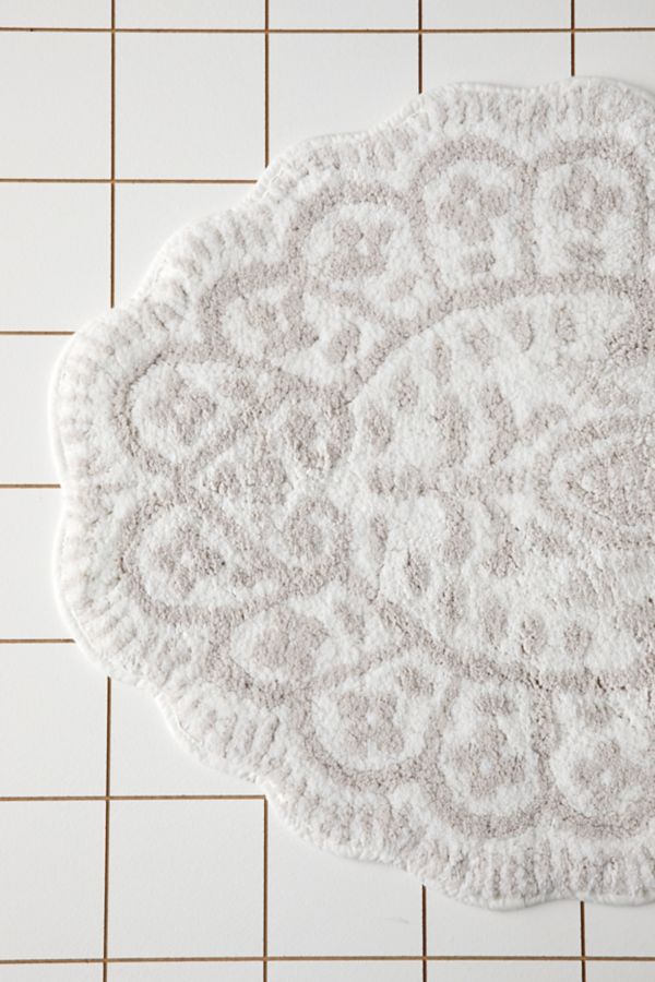 Slide View: 4: Lace Tufted Bath Mat