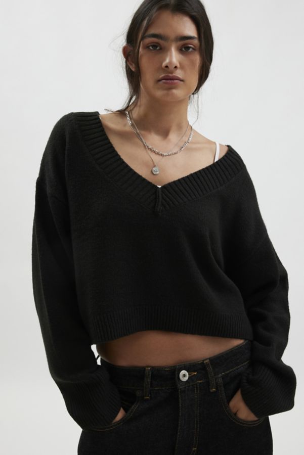 Slide View: 2: BDG Jenna V-Neck Sweater