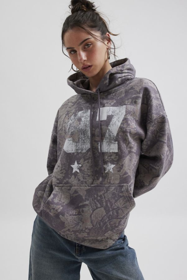 Slide View: 1: Camo Graphic Hoodie Sweatshirt