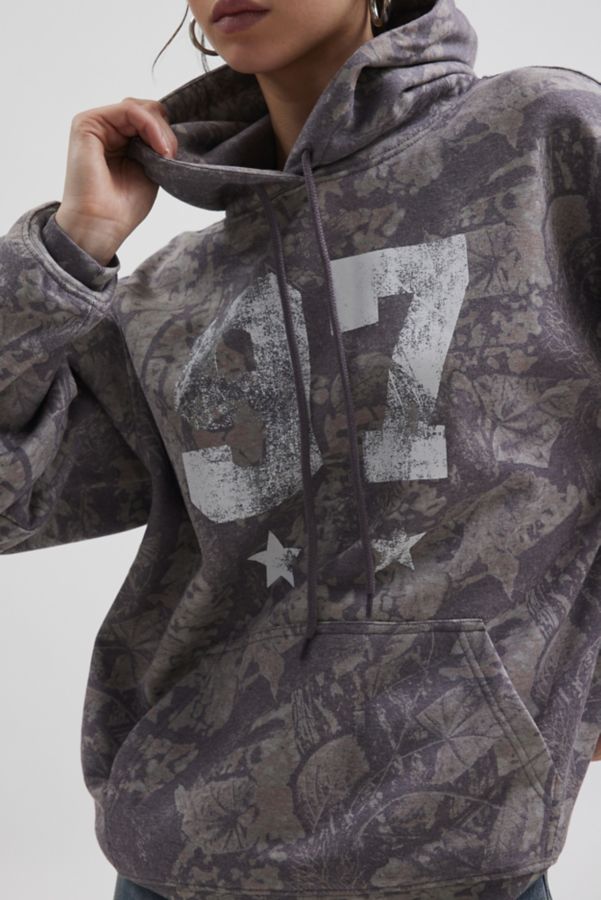 Slide View: 2: Camo Graphic Hoodie Sweatshirt