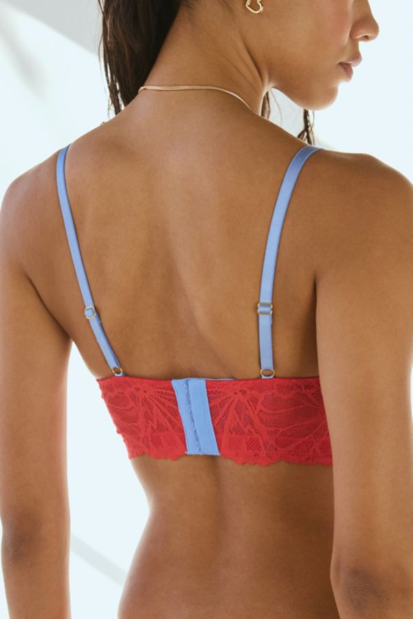 Slide View: 4: Dora Larsen Bea Graphic Lace Underwire Bra