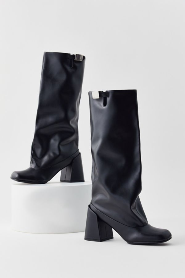 Slide View: 2: Charles & Keith Wide Shaft Boot