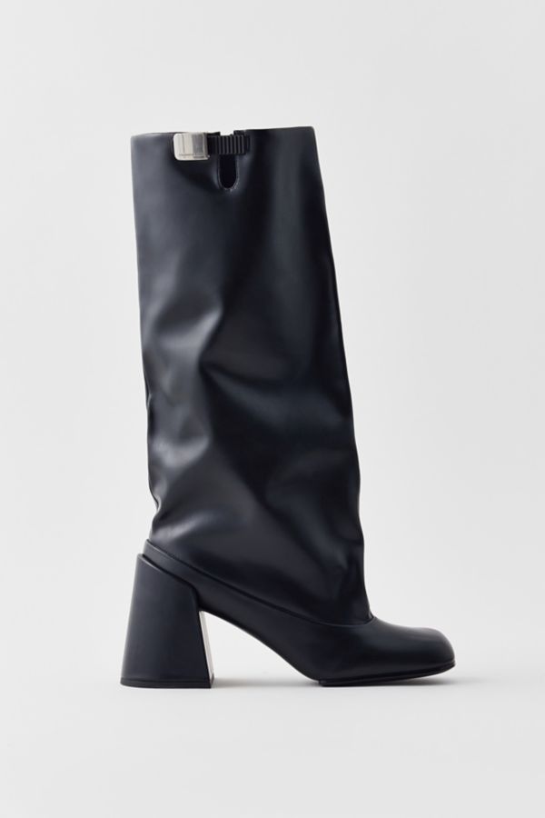 Slide View: 3: Charles & Keith Wide Shaft Boot